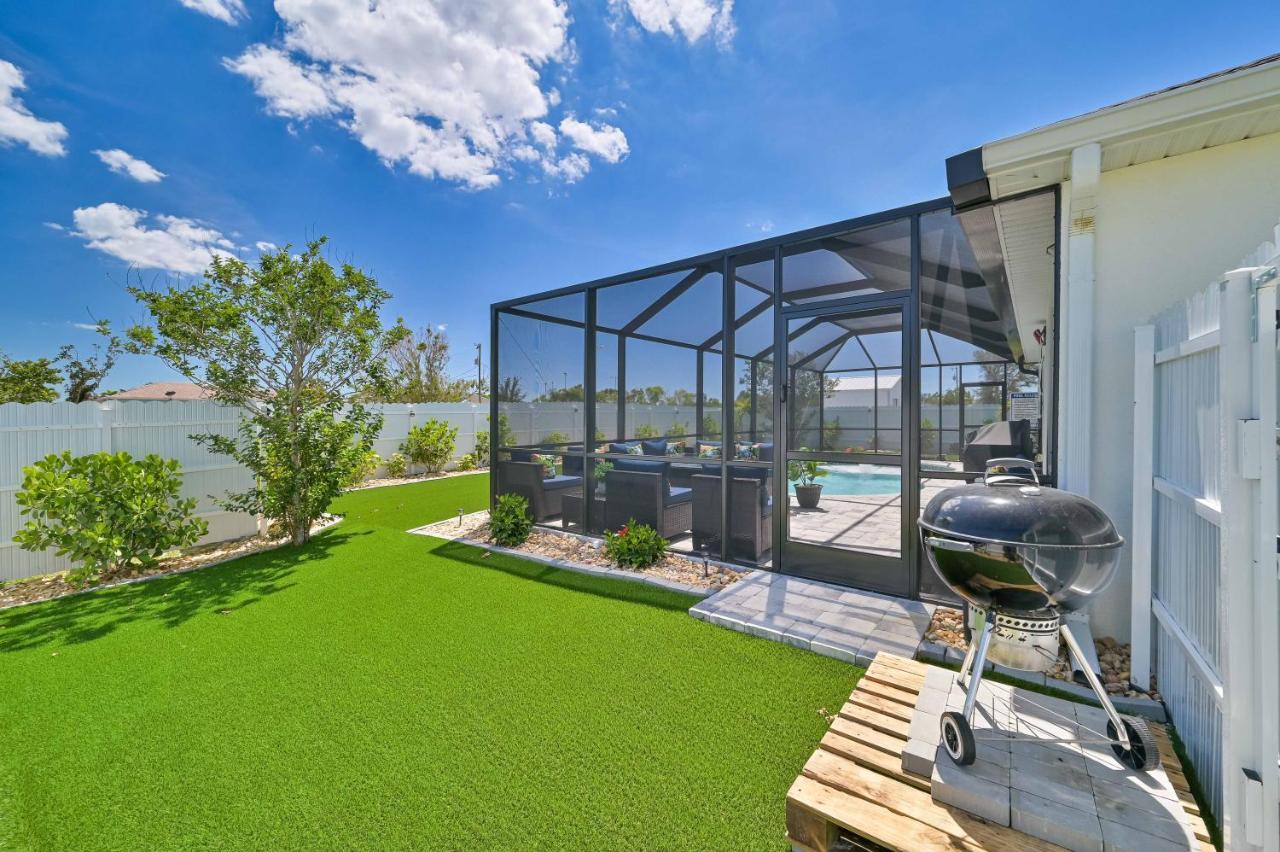 Villa Awesome! Cape Coral Bagian luar foto