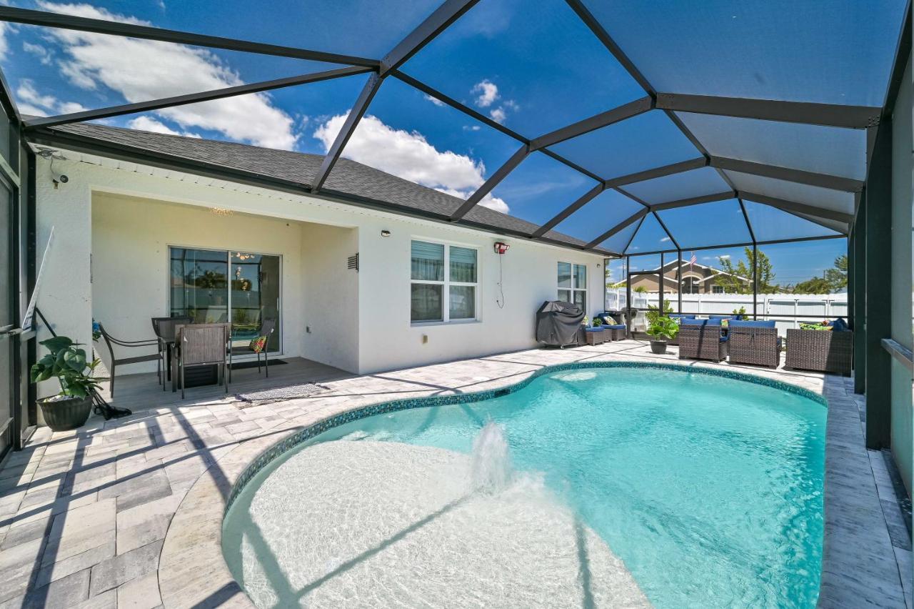 Villa Awesome! Cape Coral Bagian luar foto