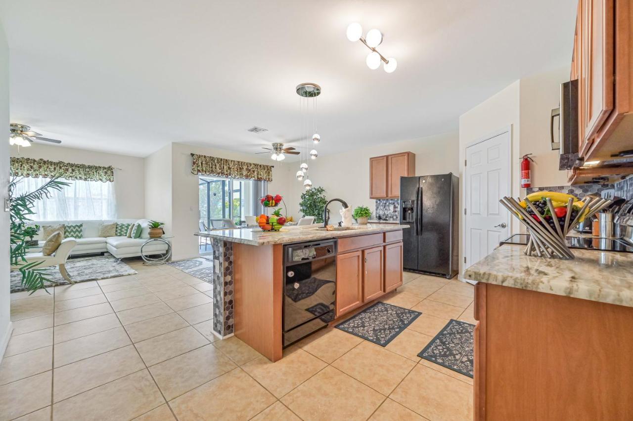 Villa Awesome! Cape Coral Bagian luar foto