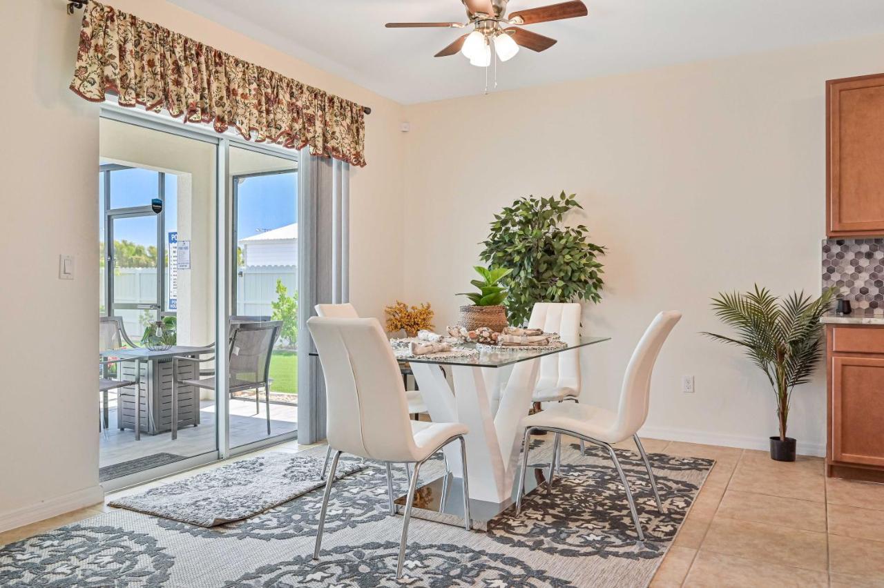Villa Awesome! Cape Coral Bagian luar foto